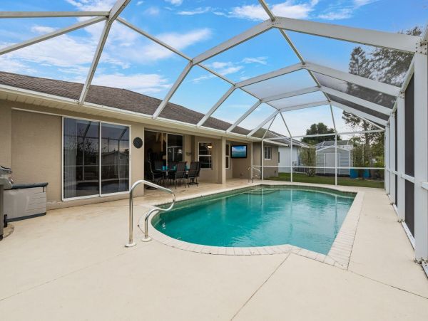Cape Coral Vacation Pool Home Four Bedroom