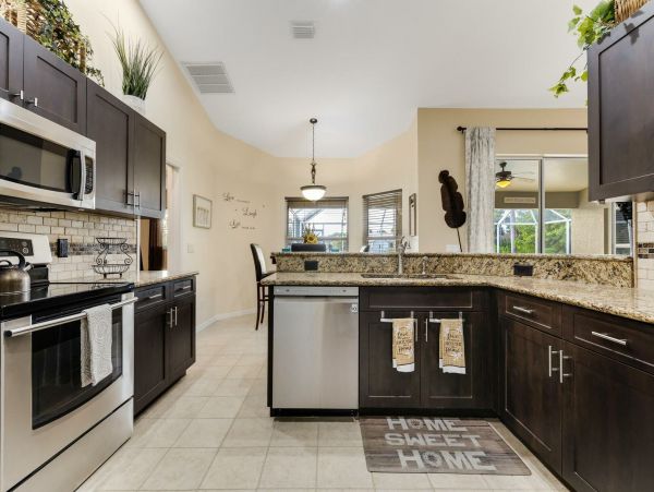 Cape Coral Vacation Pool Home Four Bedroom