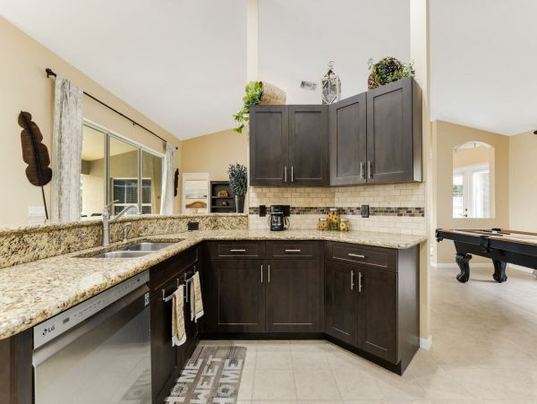 Cape Coral Vacation Pool Home Four Bedroom