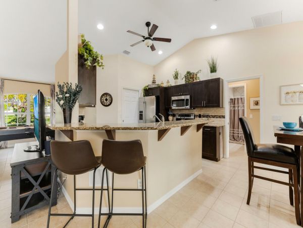 Cape Coral Vacation Pool Home Four Bedroom