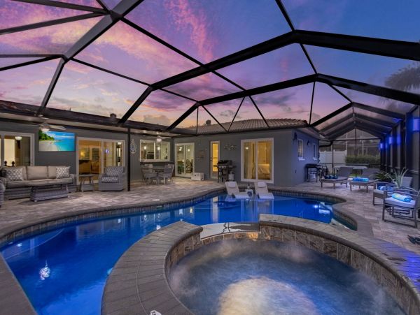 Cape Coral Vacation Pool Home Four Bedroom