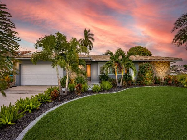 Cape Coral Vacation Pool Home Four Bedroom
