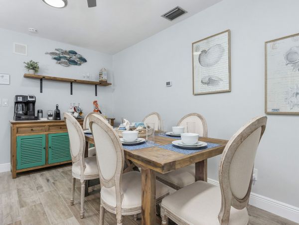Cape Coral Vacation Pool Home Four Bedroom