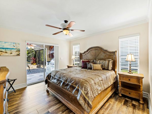 Be Charmed by This Cape Coral Pool Vacation Home
