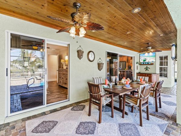 Be Charmed by This Cape Coral Pool Vacation Home