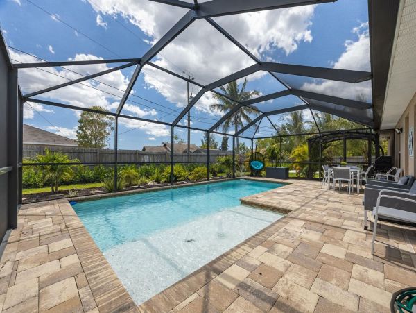 Cape Coral Vacation Pool Home Four Bedroom