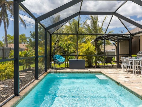 Cape Coral Vacation Pool Home Four Bedroom