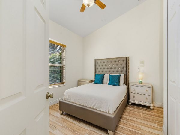 Lovely Five Bedroom Home with Pool in Cape Coral