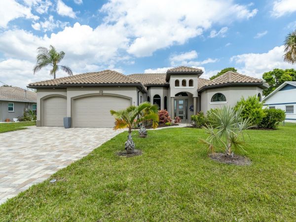 Cape Coral Home 1010866