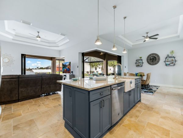 Cape Coral Home 1010866