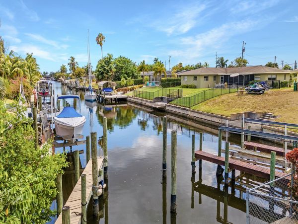 Cape Coral Home 1010867