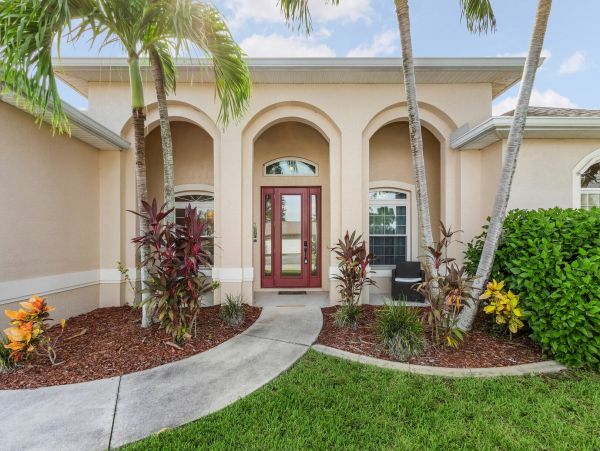 Cape Coral Home 1010870