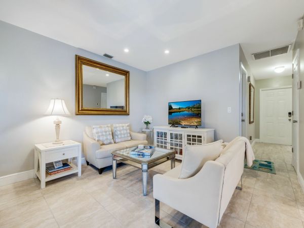 Cape Coral Home 1010872