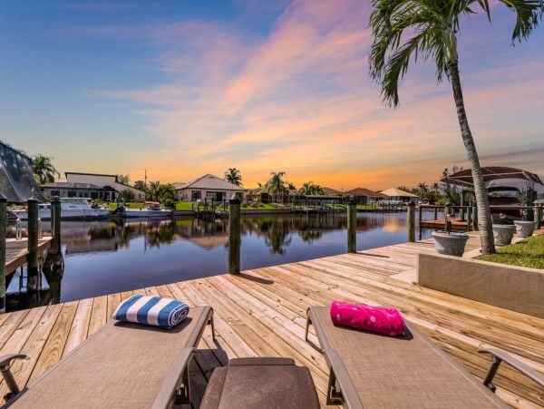 Cape Coral Home 1010873