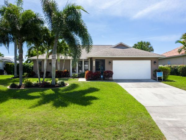 Cape Coral Home 1010873