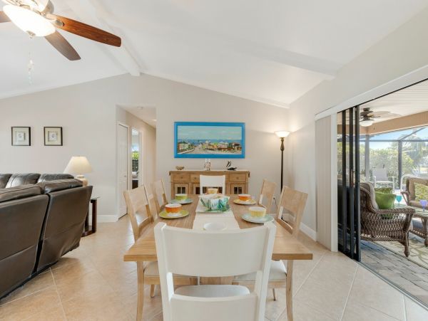 Cape Coral Home 1010873