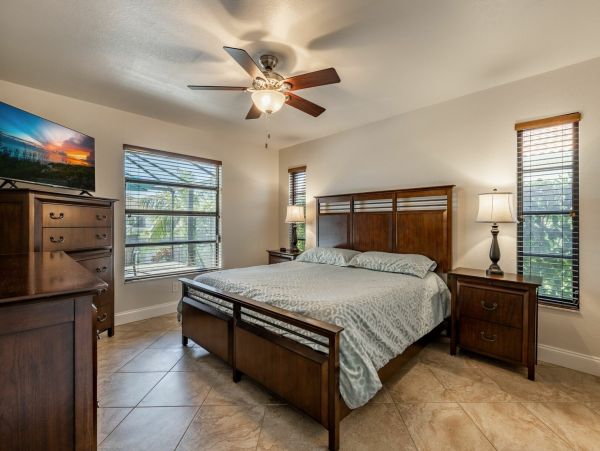 Cape Coral Home 1010873