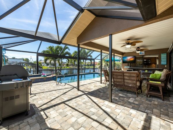 Cape Coral Home 1010873