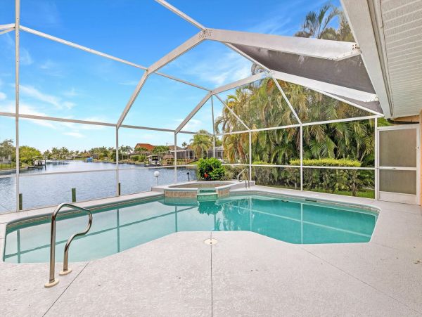 Cape Coral Home 1010874