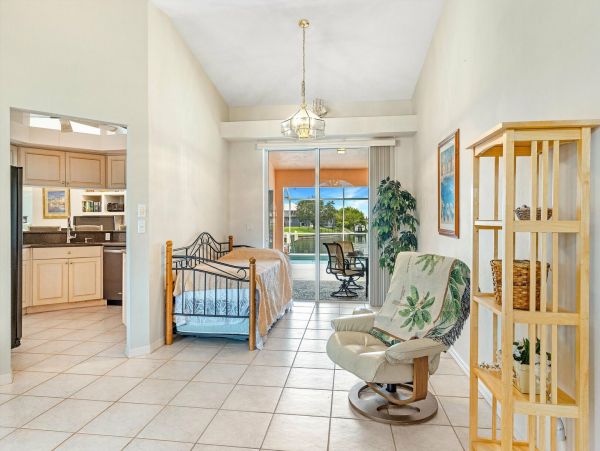 Cape Coral Home 1010874