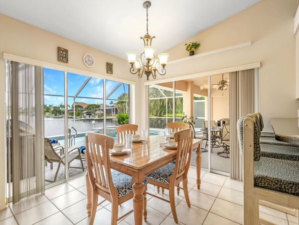 Cape Coral Home 1010874