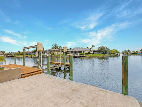 Cape Coral Home 1010874