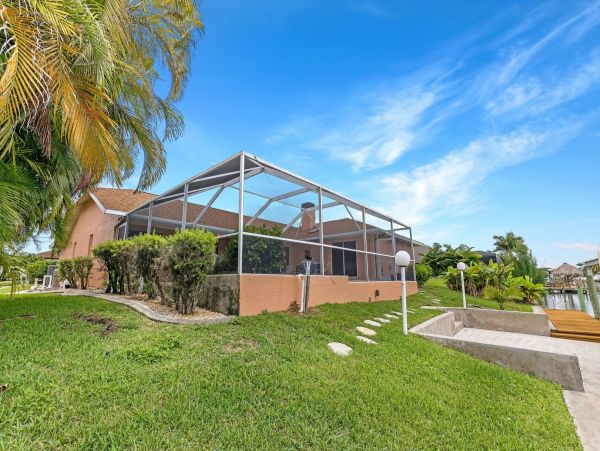 Cape Coral Home 1010874