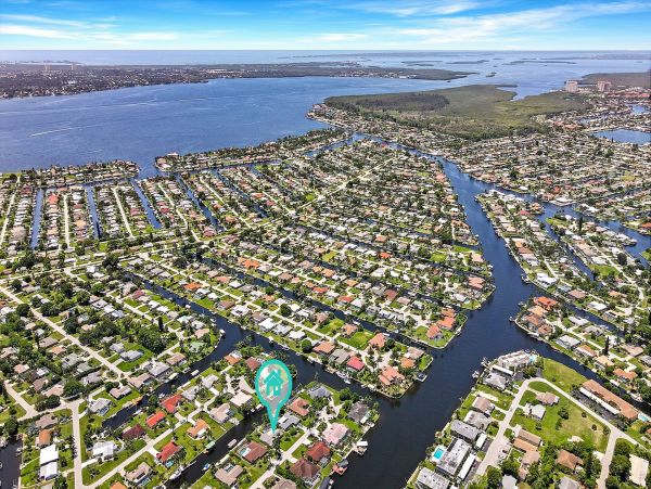 Cape Coral Home 1010878