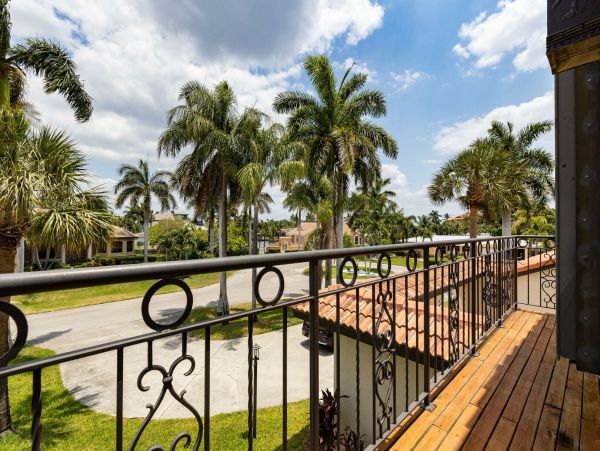 Cape Coral Home 1010880