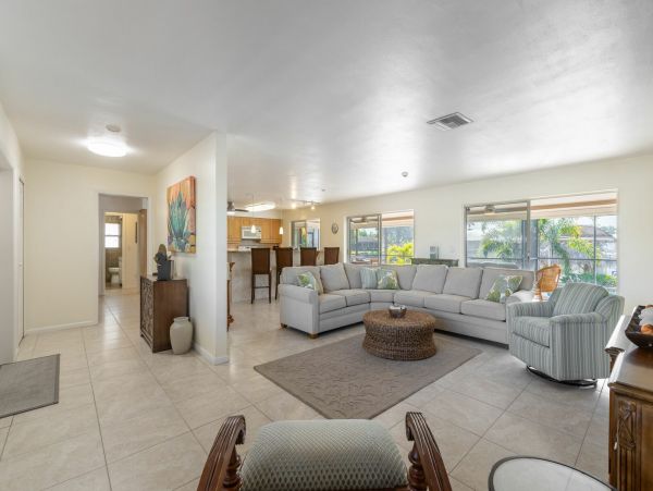 Cape Coral Home 1010882