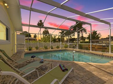 Cape Coral Lovely Waterfront Vacation Home