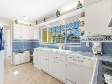 Cape Coral Lovely Waterfront Vacation Home