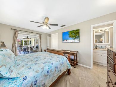 Cape Coral Lovely Waterfront Vacation Home