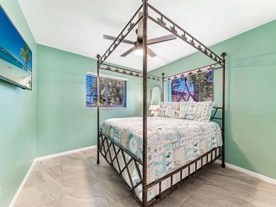 Cape Coral Lovely Waterfront Vacation Home