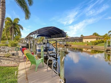 Cape Coral Lovely Waterfront Vacation Home