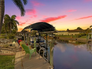 Cape Coral Lovely Waterfront Vacation Home