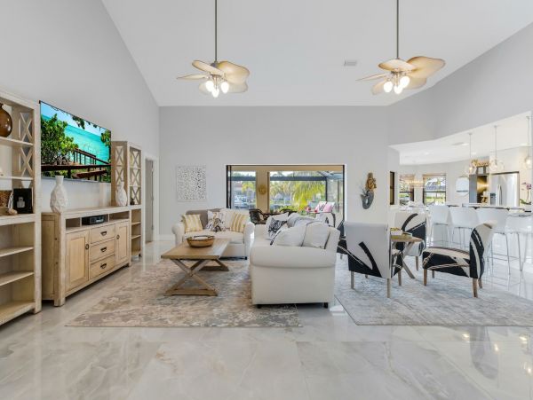 3 Bedroom -2 Bathroom Home in Cape Coral