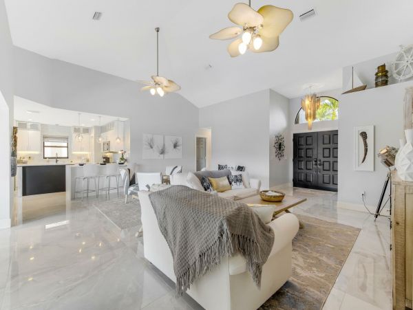3 Bedroom -2 Bathroom Home in Cape Coral