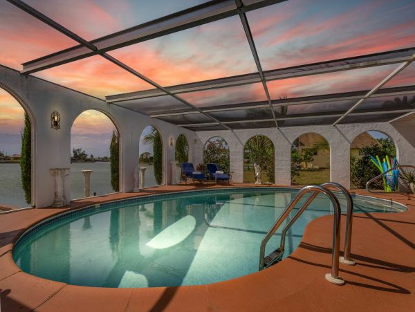 Southwest Florida Vacation Rental - Florida Beach House Rental with Heated Pool