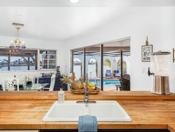 Southwest Florida Vacation Rental - Florida Beach House Rental with Heated Pool