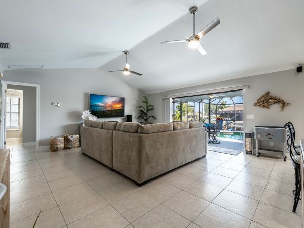 Cape Coral Home 1010889