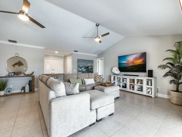 Cape Coral Home 1010889