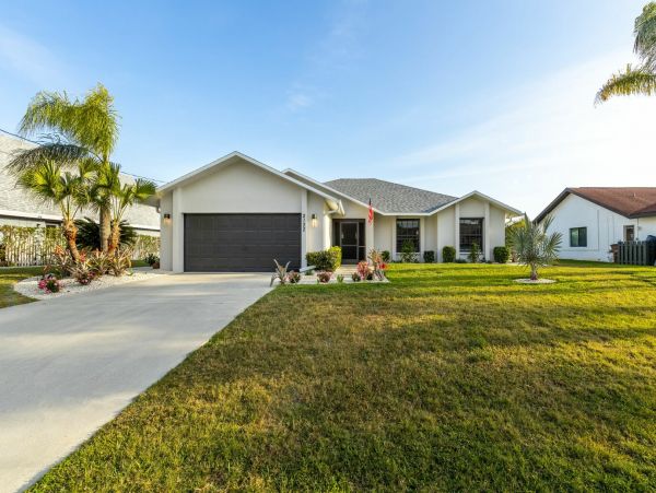 Cape Coral Home 1010889