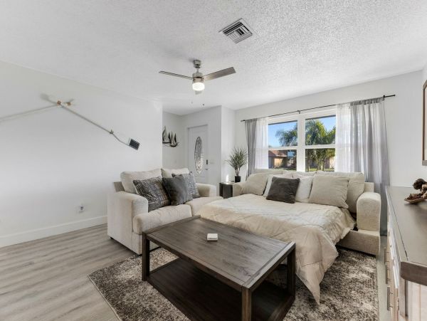 Cape Coral Home 1010890
