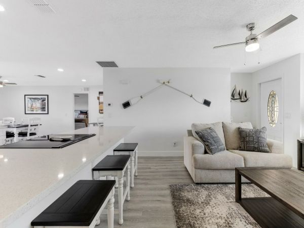 Cape Coral Home 1010890