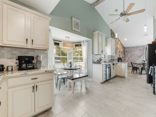 Cape Coral Home 1010891