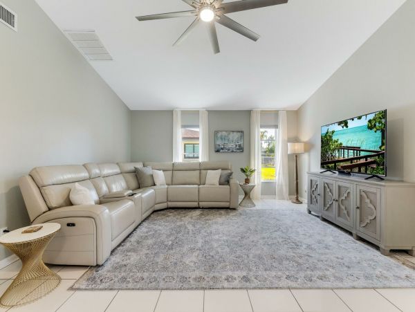 Cape Coral Home 1010893