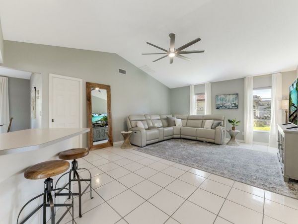 Cape Coral Home 1010893