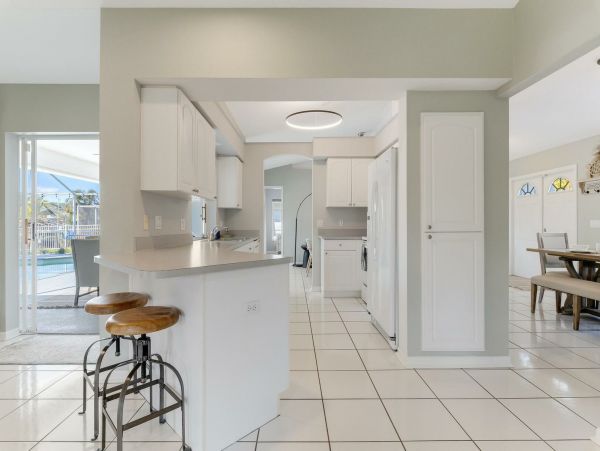 Cape Coral Home 1010893