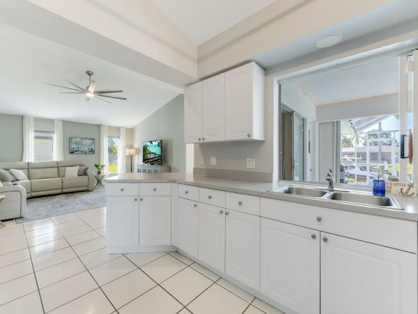 Cape Coral Home 1010893